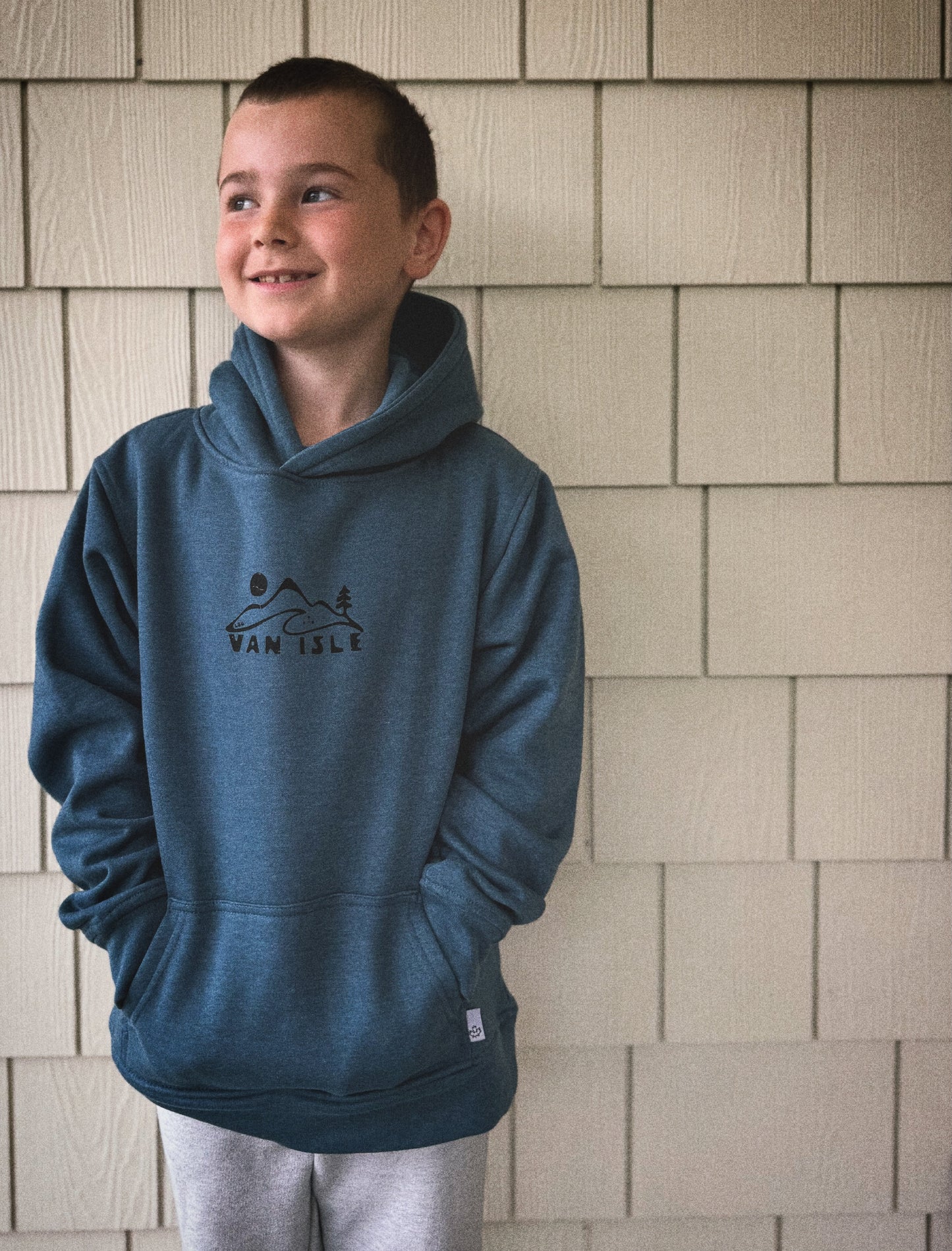 Van Isle Kids/Youth Hoodie | Lincoln&Grae