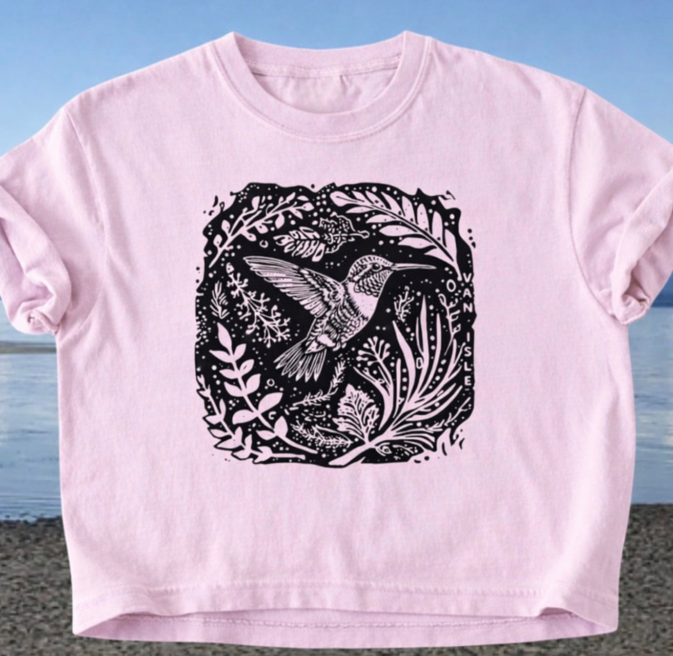 Van Isle Hummingbird Cropped Tee | Lincoln&Grae