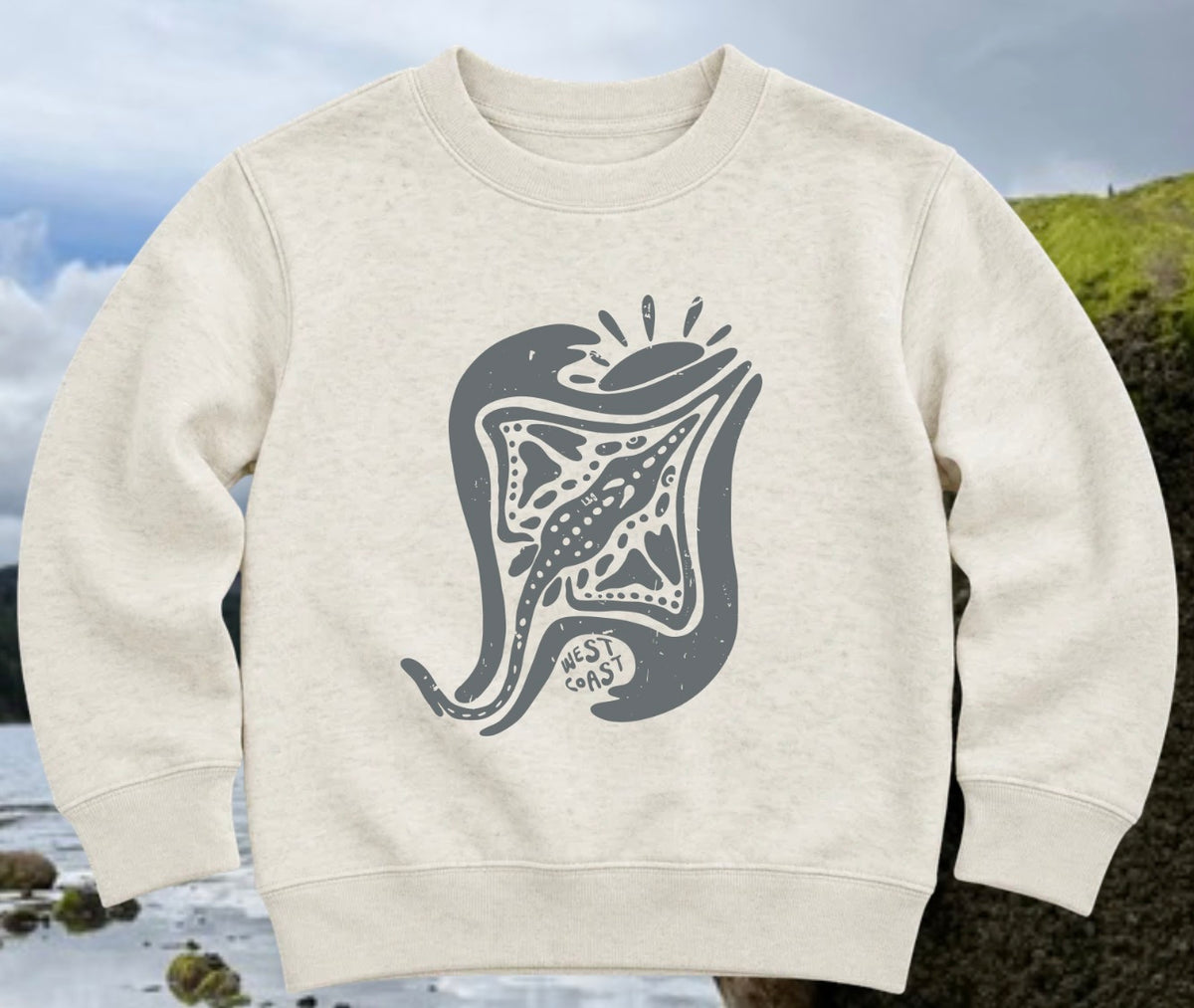 Coastal Christmas Tree Kids/Youth Crewneck | Lincoln&Grae | Van Isle