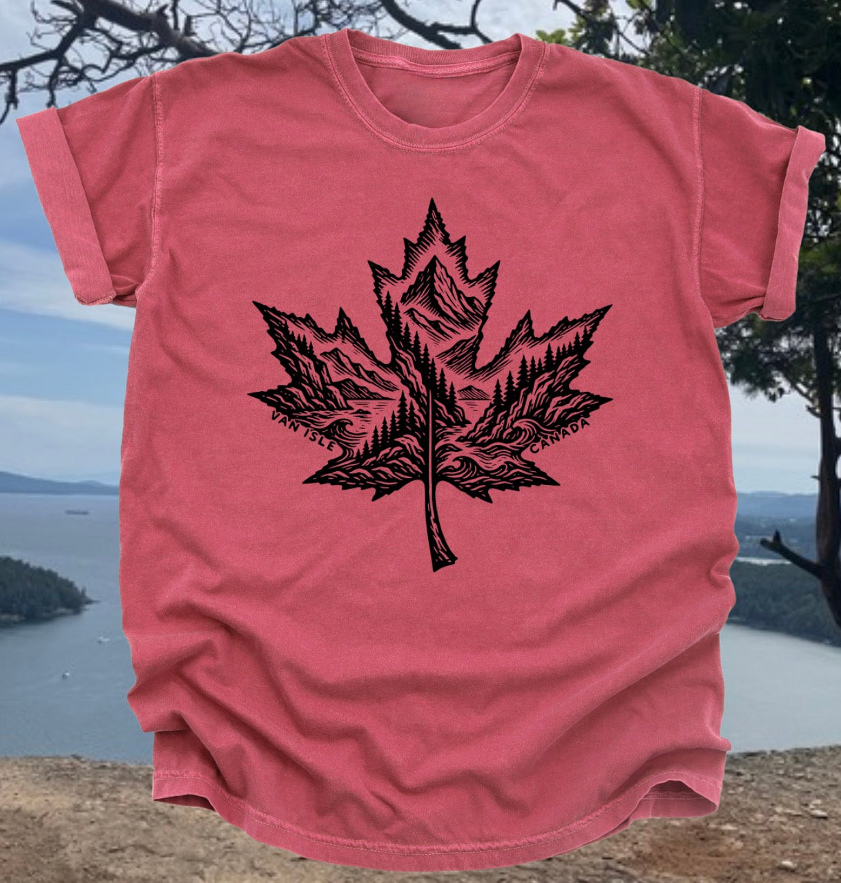 Van Isle Canada Maple Leaf Tee | Lincoln&Grae