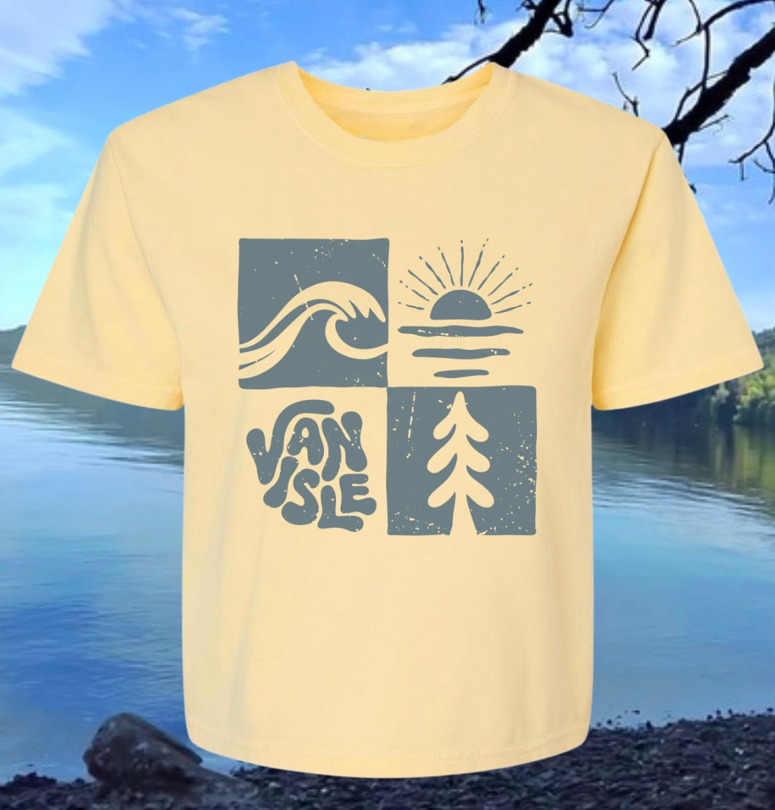 Van Isle Retro Women’s Cropped Tee | Lincoln&Grae