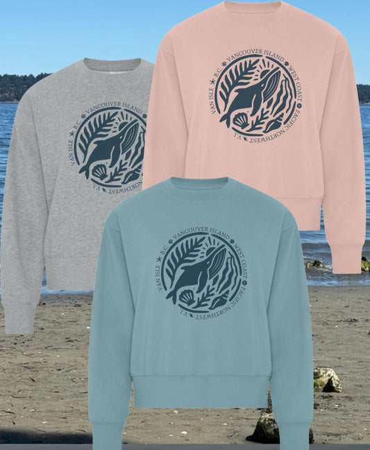 Island Humpback Ladies Crewneck