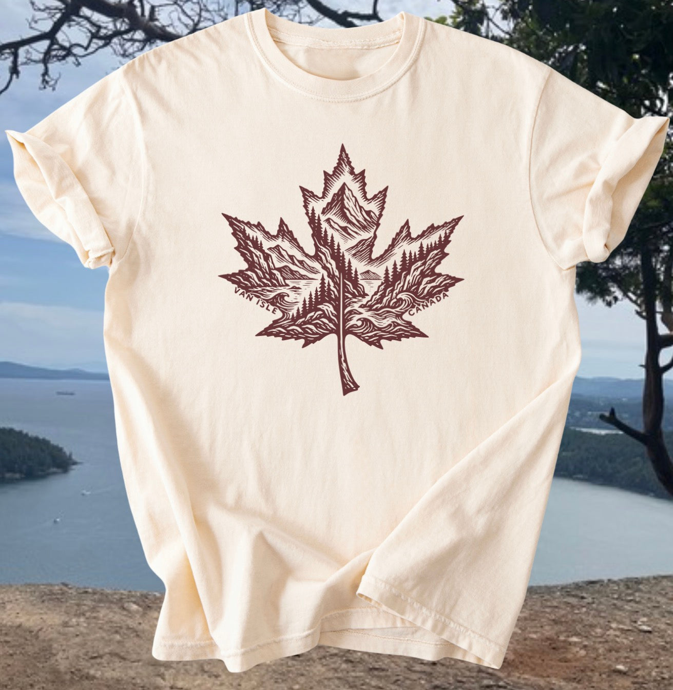 Van Isle Canada Maple Leaf Tee | Lincoln&Grae