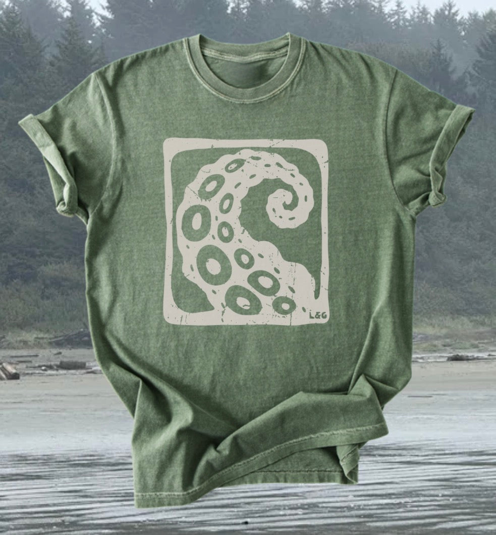 Vintage Wash Tentacle Tee | Lincoln&Grae